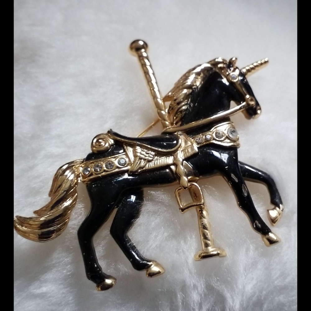Rhinestone Unicorn Horse Carousel Brooch - Picture 3 of 8